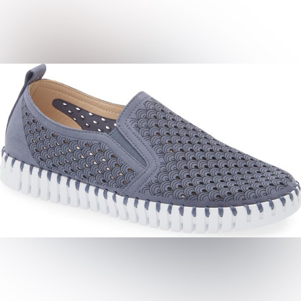 Ilse Jacobson Tulip Slip On Sneaker NWOB